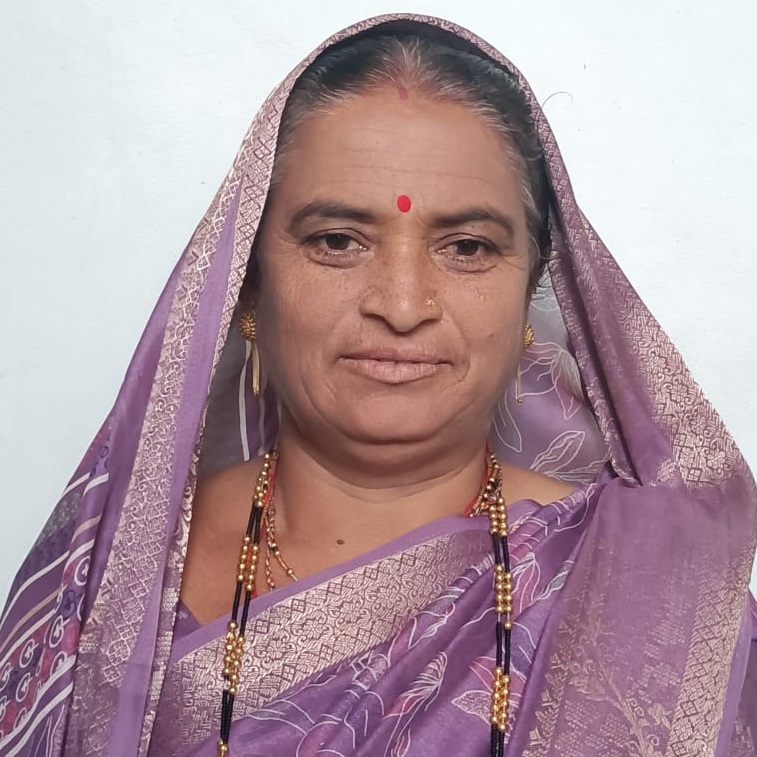 सौ. सुलोचना विक्रम दौंडे
